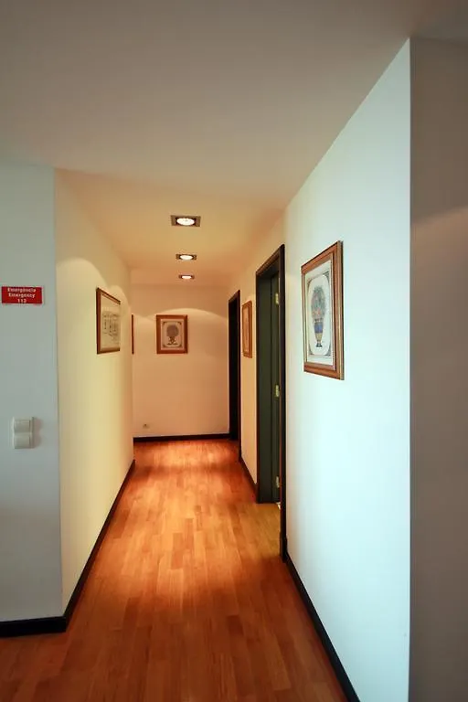Forum Apartment By Hr Madeira Фуншал